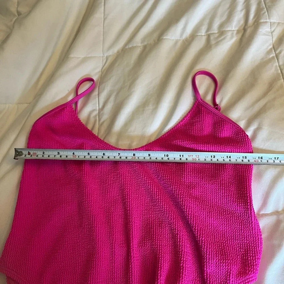 Good  American Size 5/6/2XL/ 3XL Hawaiian Pink Always Fits
One Piece Swimsuit. - Picture 10 of 11